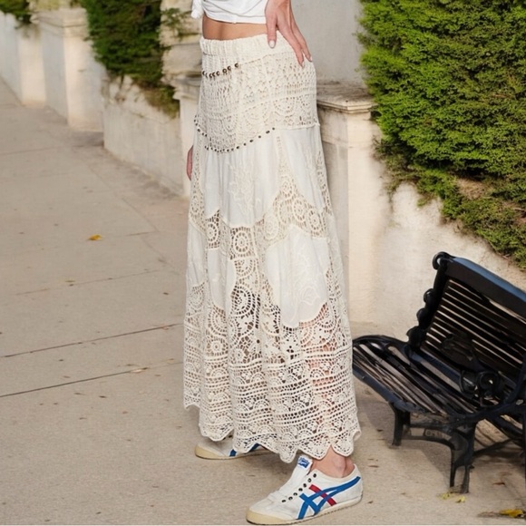 ONE LEFT POL Cream Crochet Knit Metallic Beaded Elastic Waist Maxi Skirt - Picture 3 of 7